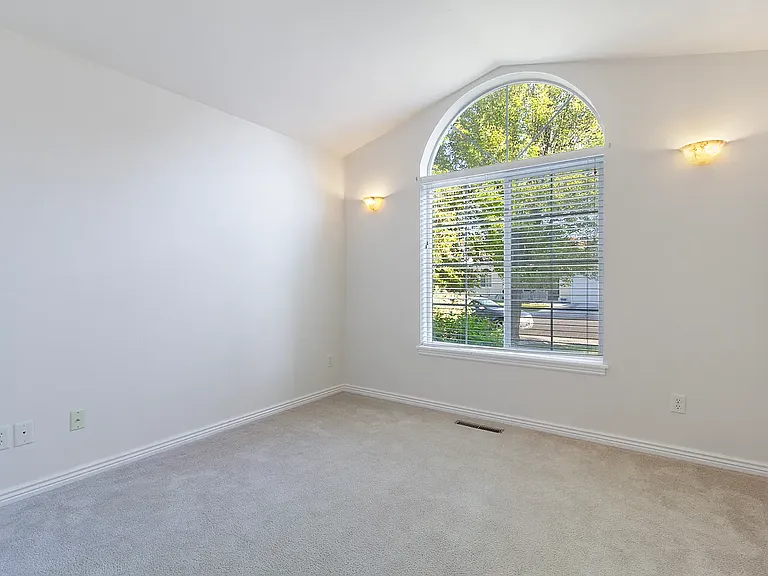2530 Paintbrush Dr — Photo 28