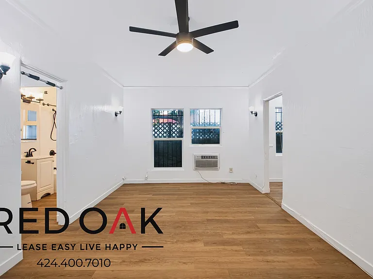 660 S Cochran Ave #103 — Photo 12