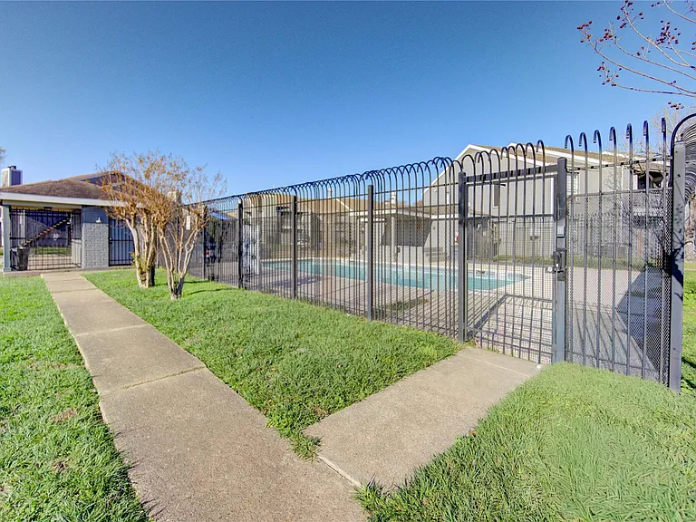 12500 Sandpiper Dr #197 — Photo 21