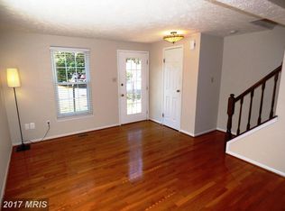 1663 Fieldthorn Dr, Reston, VA 20194