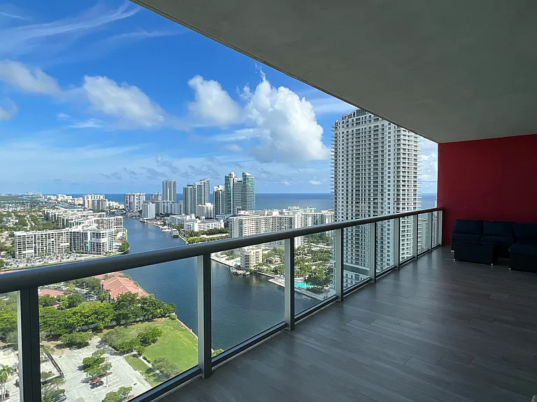 2600 E Hallandale Beach Blvd #T3110 — Photo 2