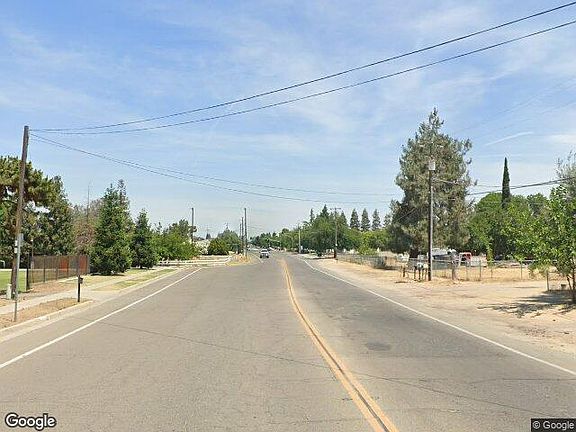 Exterior Neighborhood (street photo)