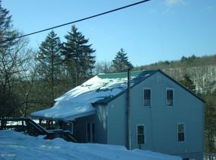 923 Lusk Run Rd, Mill Hall, PA 17751