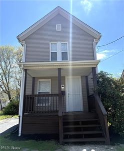 390 Cole Ave, Akron, OH, 44301