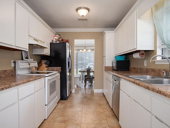 010-1511 Cedar St-MLS