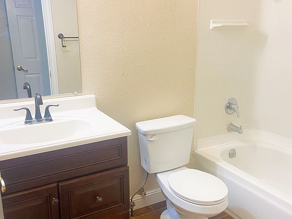 4th image of 885 Branham Ln APT 2