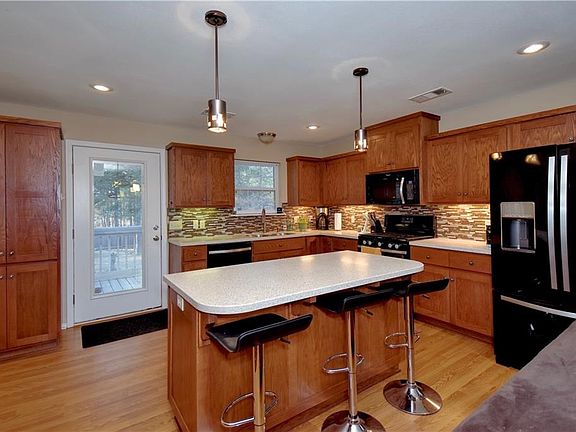 5th image of 5939 Cliffway Dr