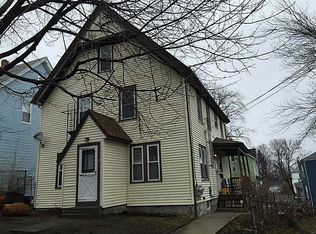 198 Paradis Ave, Woonsocket, RI 02895