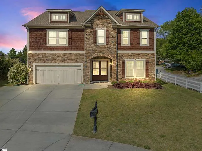 105 Grove Valley Way — Photo 2