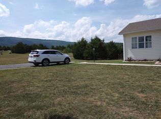 29 Saw Grass Dr, Maysville, WV 26833