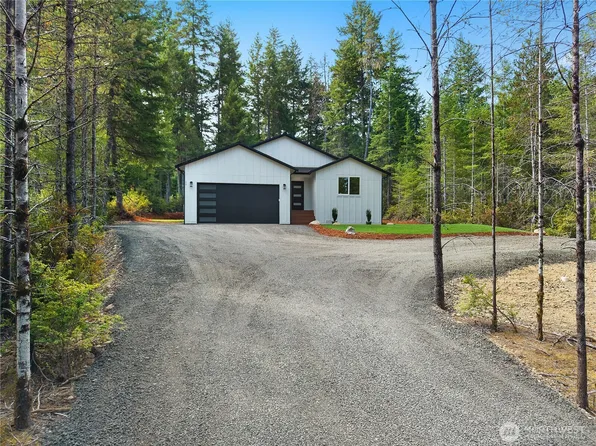 20 E Meadow Mist Place, Belfair, WA 98528
