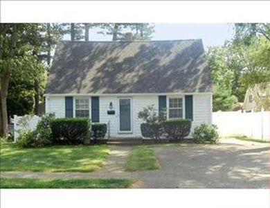 58 Manor Ave, Wellesley, MA, 02482