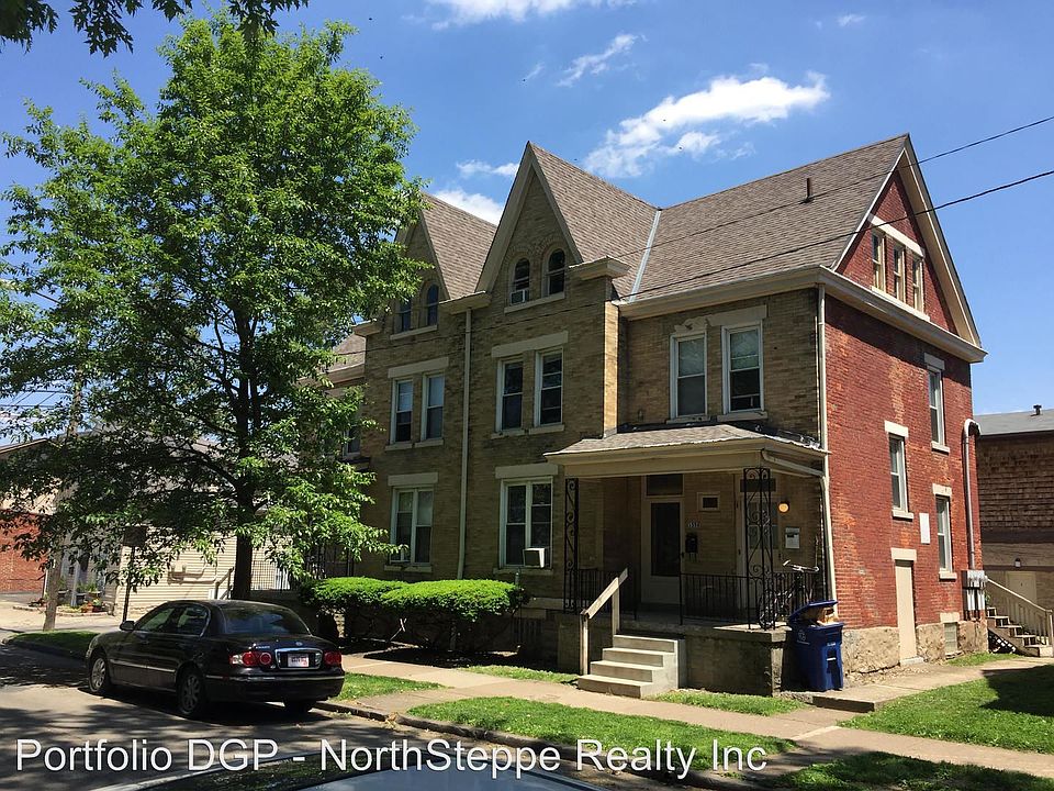 1st image of 1558 Highland St