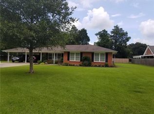 902 Taylor St, Sulphur, LA 70663