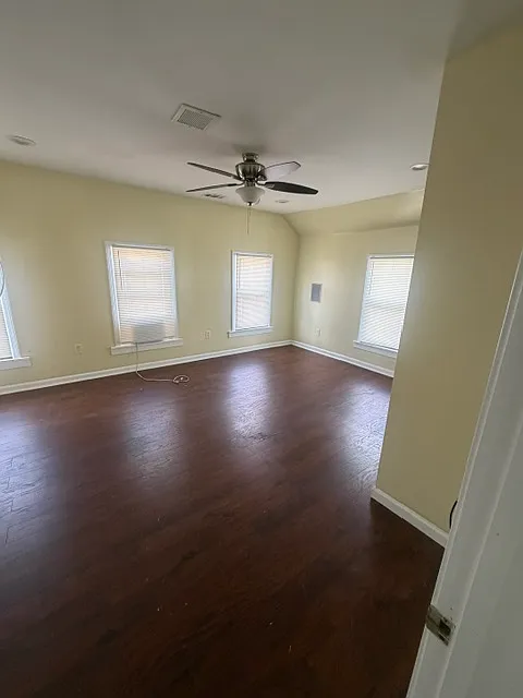 2 bed, $1,800 — Photo 3