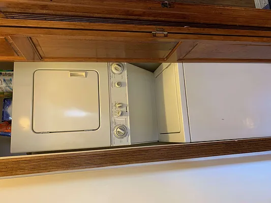 Rented by Compass | media 13