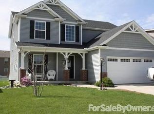 109 Dropseed Dr, Savoy, IL 61874