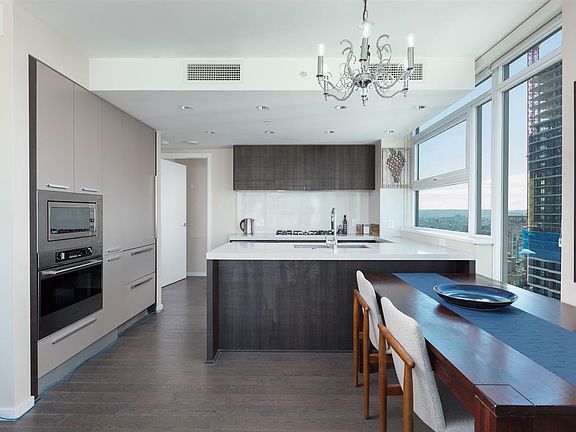 4th image of 1351 Continental St #2701