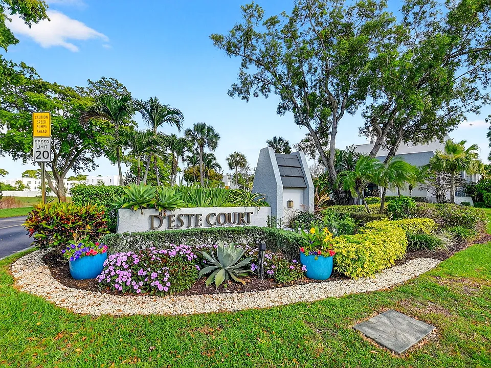 4290 Deste Ct #303