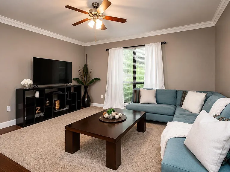 2299 Lone Star Dr #101 — Photo 4