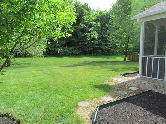 3rd image of 3783 Earhart Dr