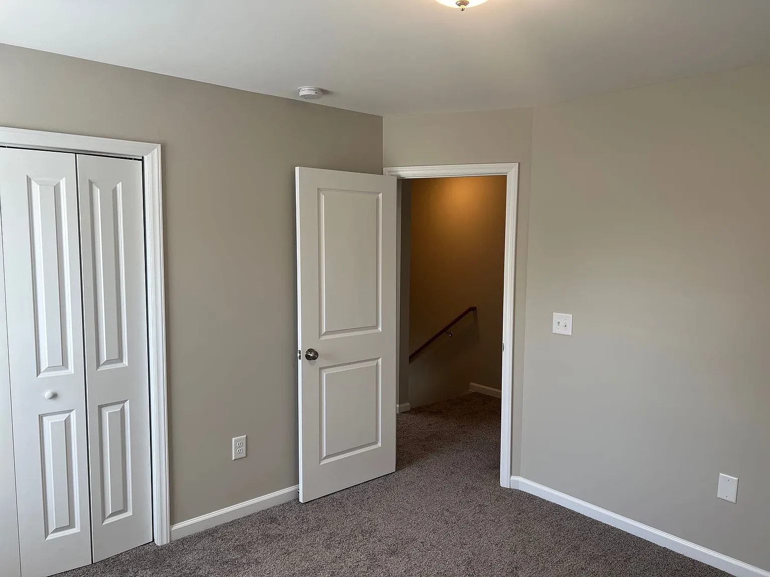 2 bed, 1.5 bath, $1,295 — Photo 4
