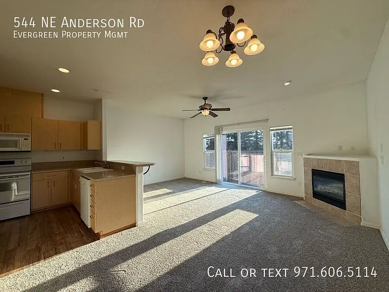 544 NE Anderson Rd — Photo 6