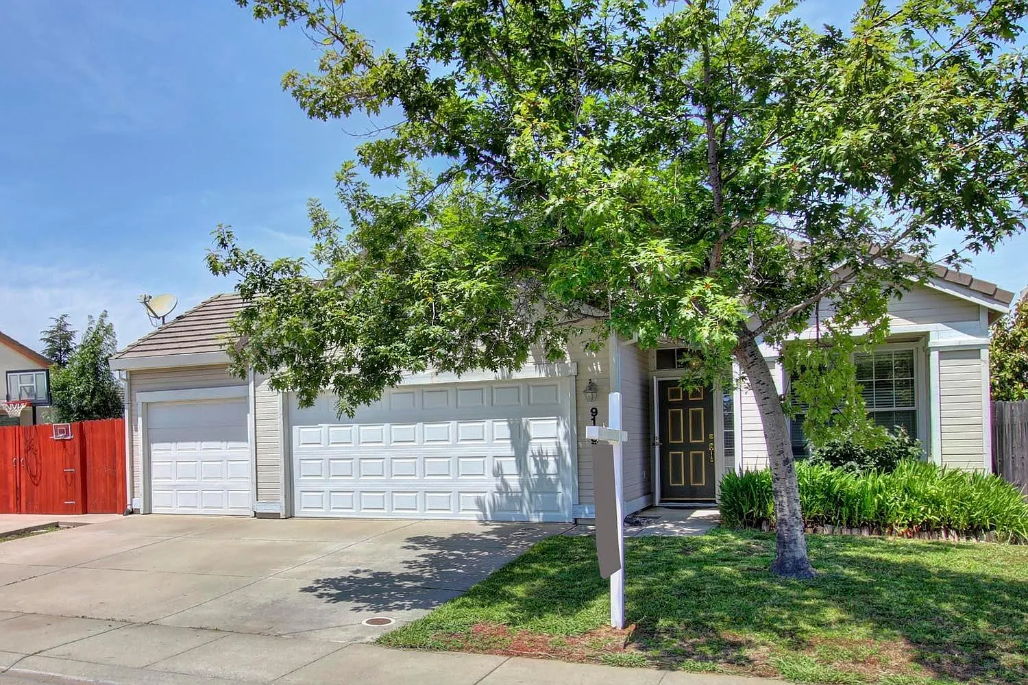 9109 Rose Parade Way photo 1