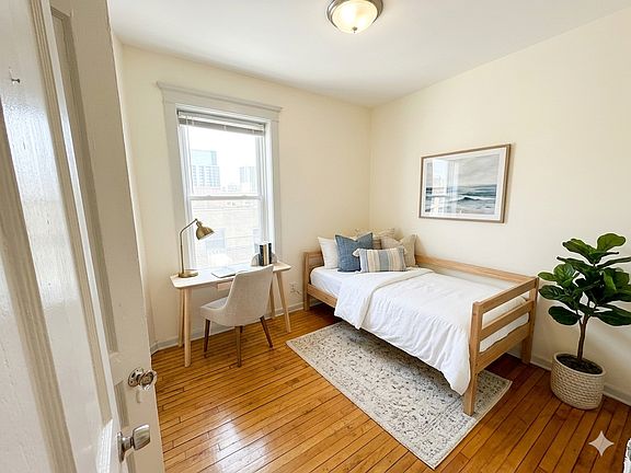 5th image of 5120 N Kenmore Ave APT 1S