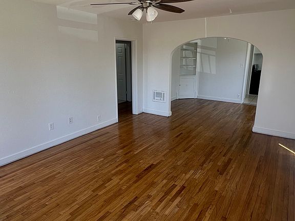 3rd image of 26 Plymouth Dr #224