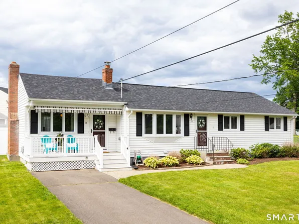 14 Fennwood Circle, Newington, CT 06111