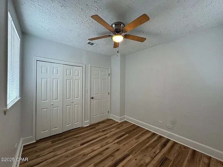 422 Magnolia Ave #4 — Photo 6