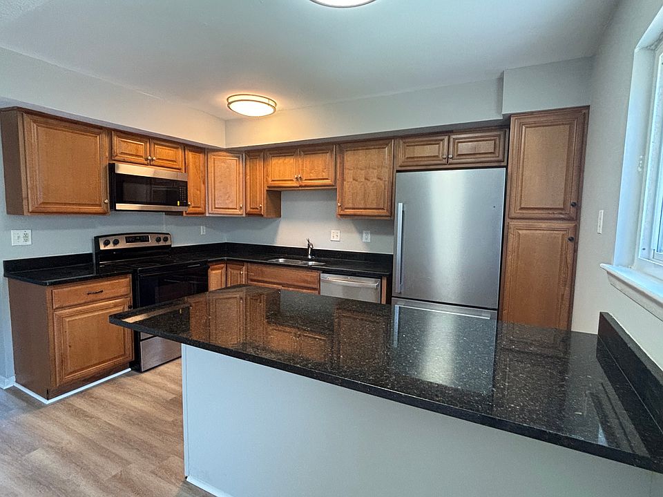 1st image of 4155 Thistle Cir