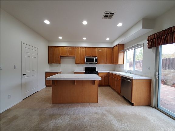 5th image of 15115 Black Oak Ct