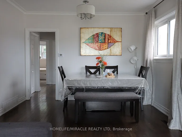 1382 Warden Ave #MAIN — Photo 6