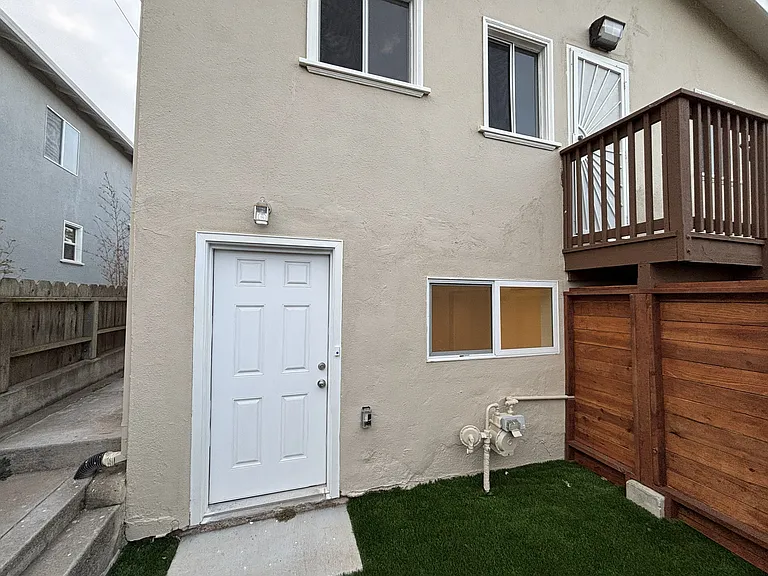 621 Palm Ave #A — Photo 1