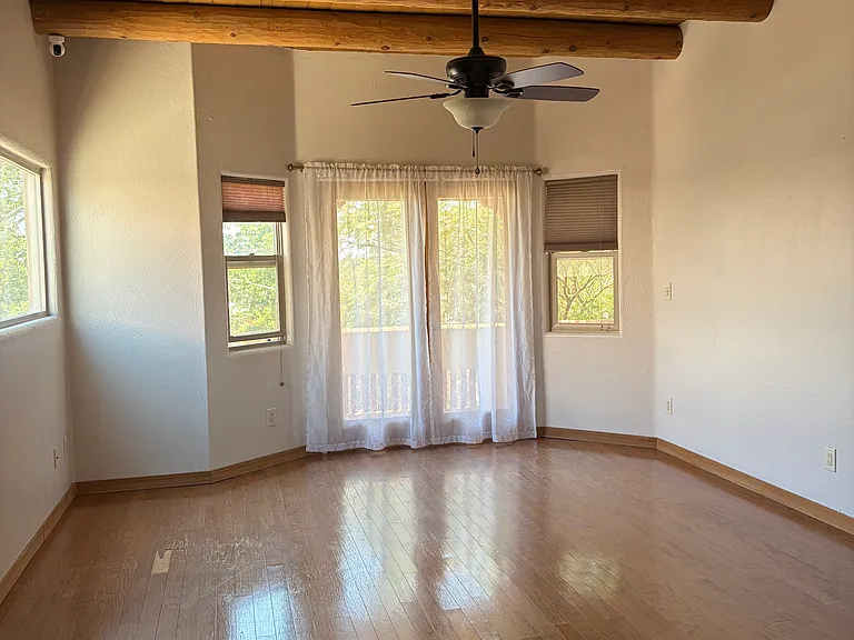 4516 Tres Vistas Rd NW — Photo 3