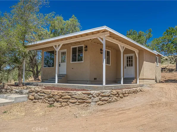 8709 Sierra Hwy, Agua Dulce, CA 91390