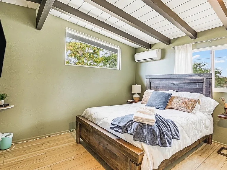 61638 El Reposo Cir — Photo 14