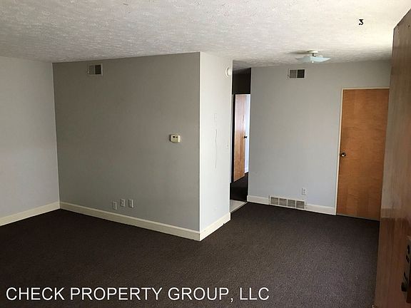 4th image of 1018 Main St Unit 6