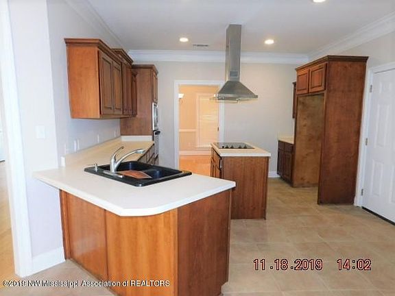 4th image of 4172 Sharon Dr