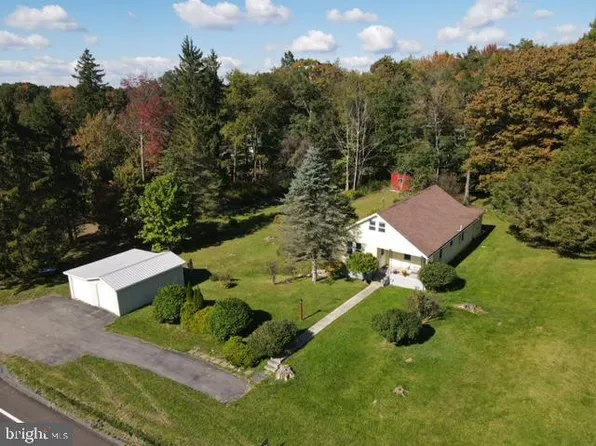 18422 Northwestern Tpke, Elk Garden, WV 26717