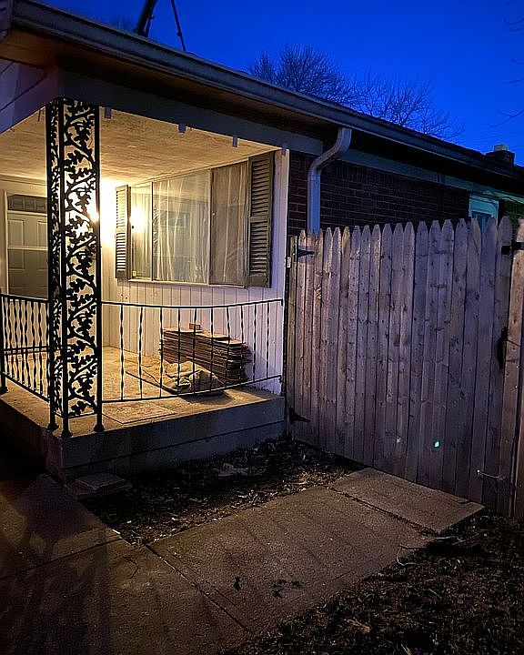 1st image of 1629 N Alton Ave