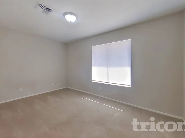 20812 N 11th Ave — Photo 12