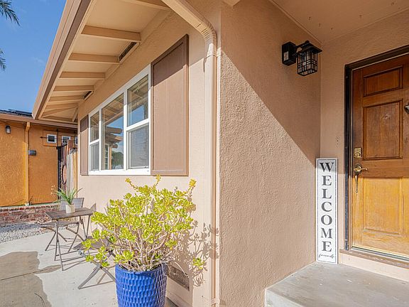 3rd image of 530 Inca Way