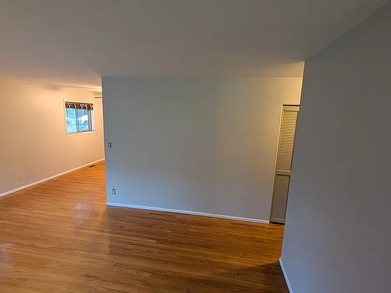 2734 Hampshire Rd — Photo 9
