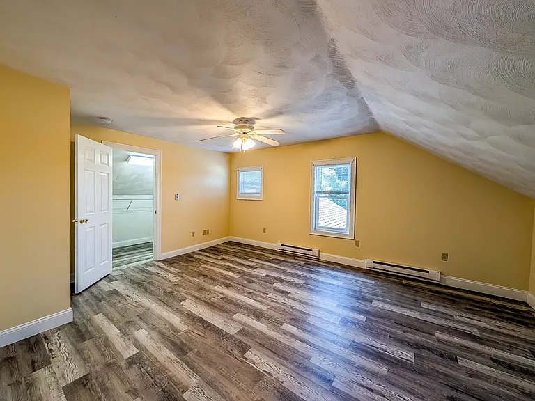 432 Fairview Ave #B — Photo 15