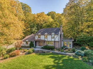 15 Highridge Rd, Wilbraham, MA 01095