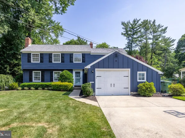 110 Pearl Croft Rd, Cherry Hill, NJ 08034