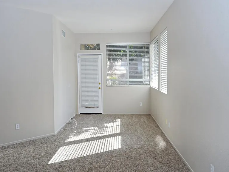 2413 N Summit Circle Gln — Photo 13